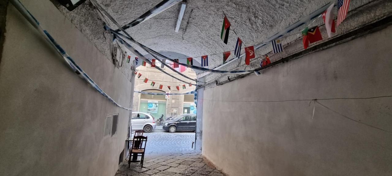 Il Fondaco All'Archivio Storico Naples Extérieur photo