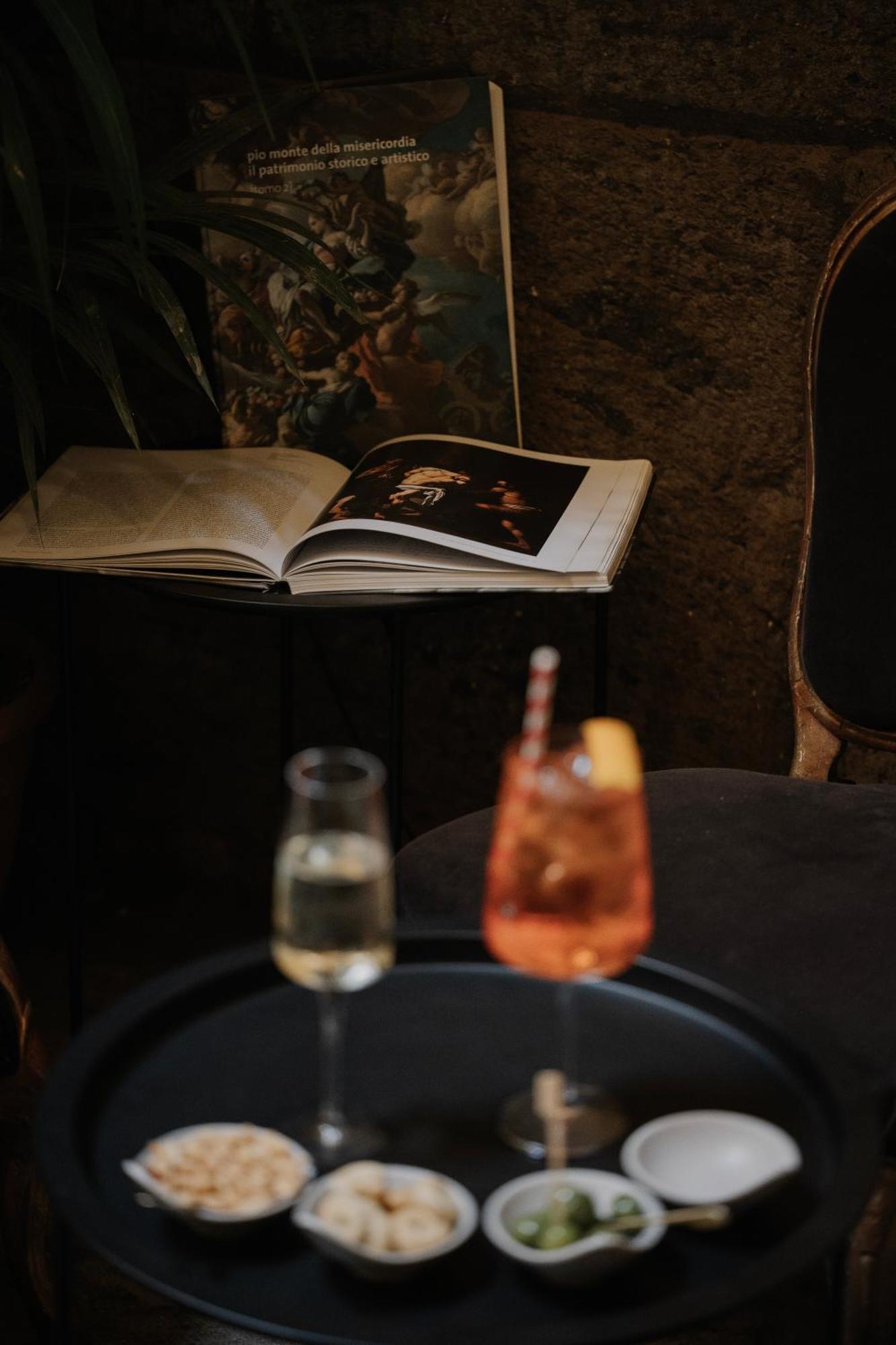 Il Fondaco All'Archivio Storico Naples Extérieur photo